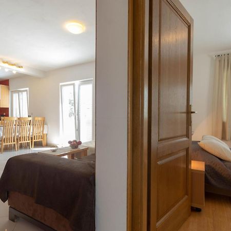 Apartments Valeria Žrnovo Kültér fotó