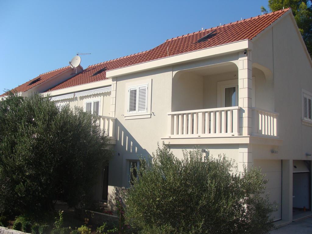 Apartments Valeria Žrnovo Szoba fotó